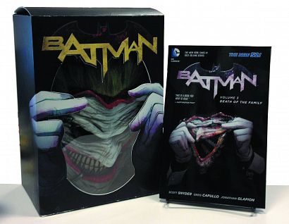 BATMAN DEATH OF THE FAMILY BOOK & JOKER MASK SET BATMAN DEATH OF THE FAMILY BOOK & JOKER MASK SET